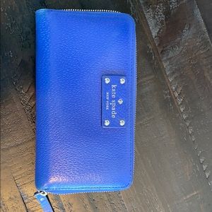 Kate Spade Zippered Wallet